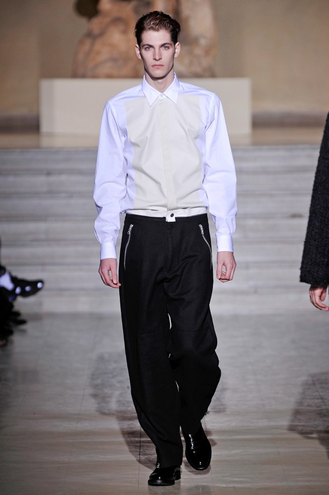 desfile-driesvannoten-parisinverno2011men-141