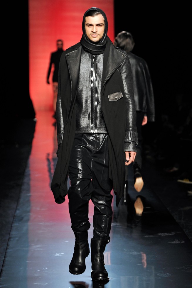 desfile-jpgaultier-parisinverno2011men-110