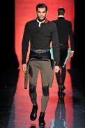 desfile-jpgaultier-parisinverno2011men-113