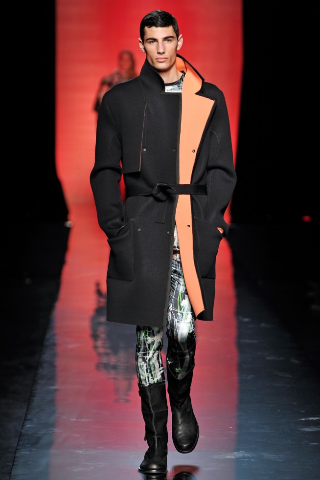 desfile-jpgaultier-parisinverno2011men-116