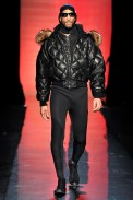 desfile-jpgaultier-parisinverno2011men-129