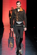 desfile-jpgaultier-parisinverno2011men-135