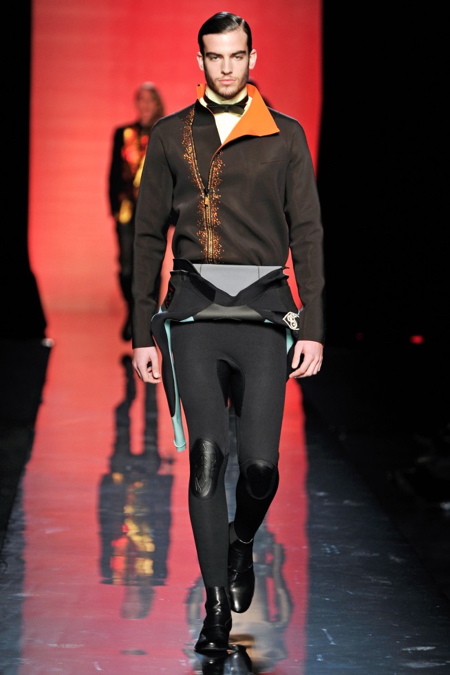 desfile-jpgaultier-parisinverno2011men-135