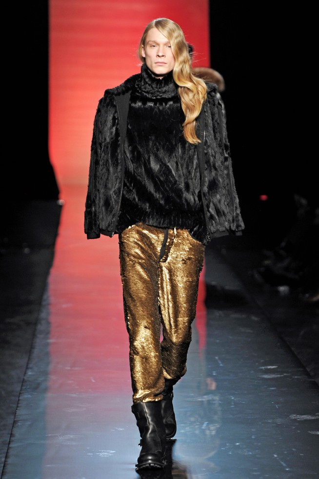 desfile-jpgaultier-parisinverno2011men-139