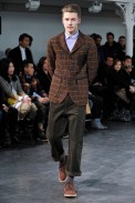 desfile-junyawatanabe-parisinverno2011men-137