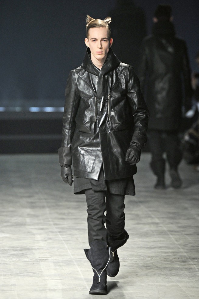 desfile-rickowens-parisinverno2011men-113