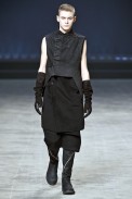 desfile-rickowens-parisinverno2011men-117