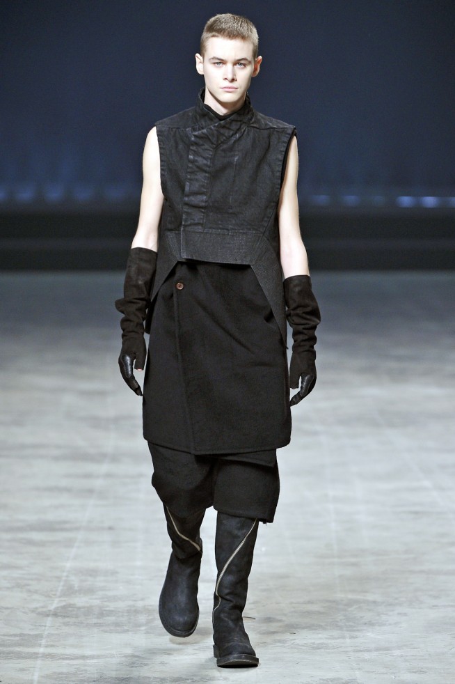 desfile-rickowens-parisinverno2011men-117
