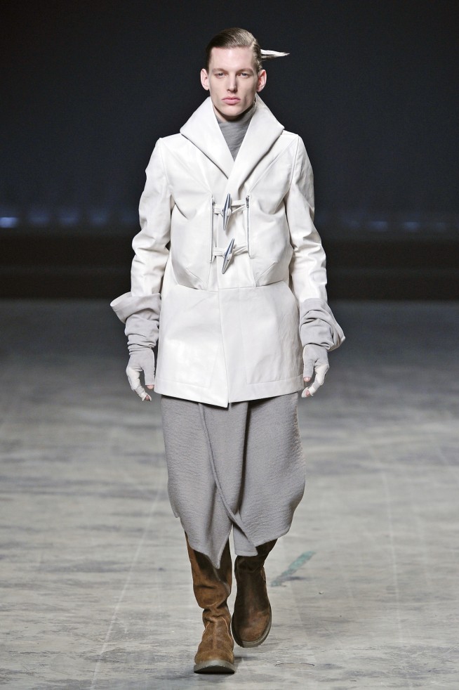 desfile-rickowens-parisinverno2011men-122