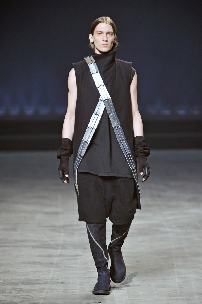 desfile-rickowens-parisinverno2011men-131