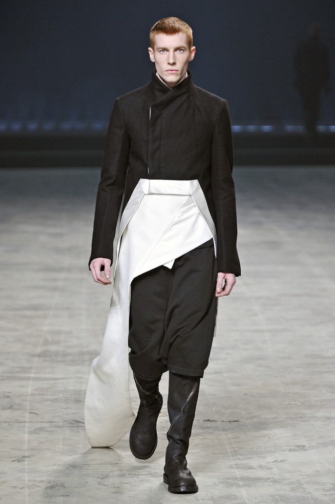 desfile-rickowens-parisinverno2011men-134