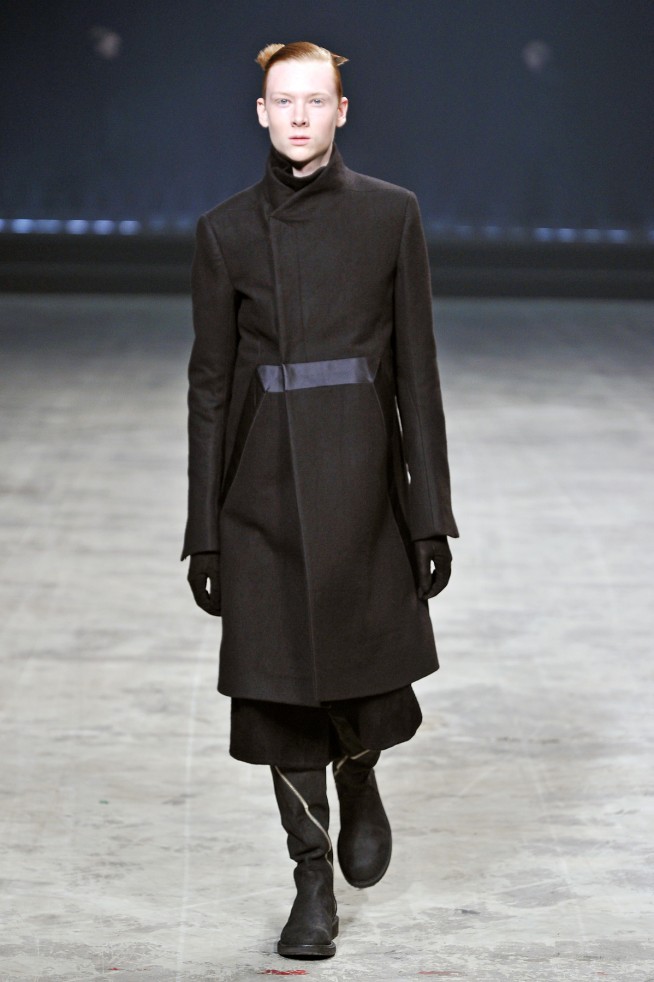 desfile-rickowens-parisinverno2011men-137