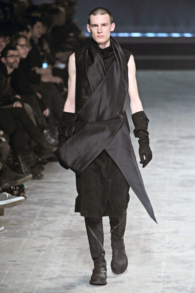 desfile-rickowens-parisinverno2011men-139