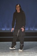 desfile-rickowens-parisinverno2011men-140