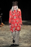 desfile-commedesgarcons-parisinverno2011men-106