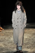 desfile-commedesgarcons-parisinverno2011men-121