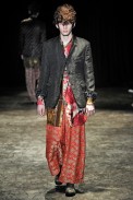 desfile-commedesgarcons-parisinverno2011men-128