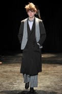 desfile-commedesgarcons-parisinverno2011men-129
