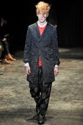 desfile-commedesgarcons-parisinverno2011men-135