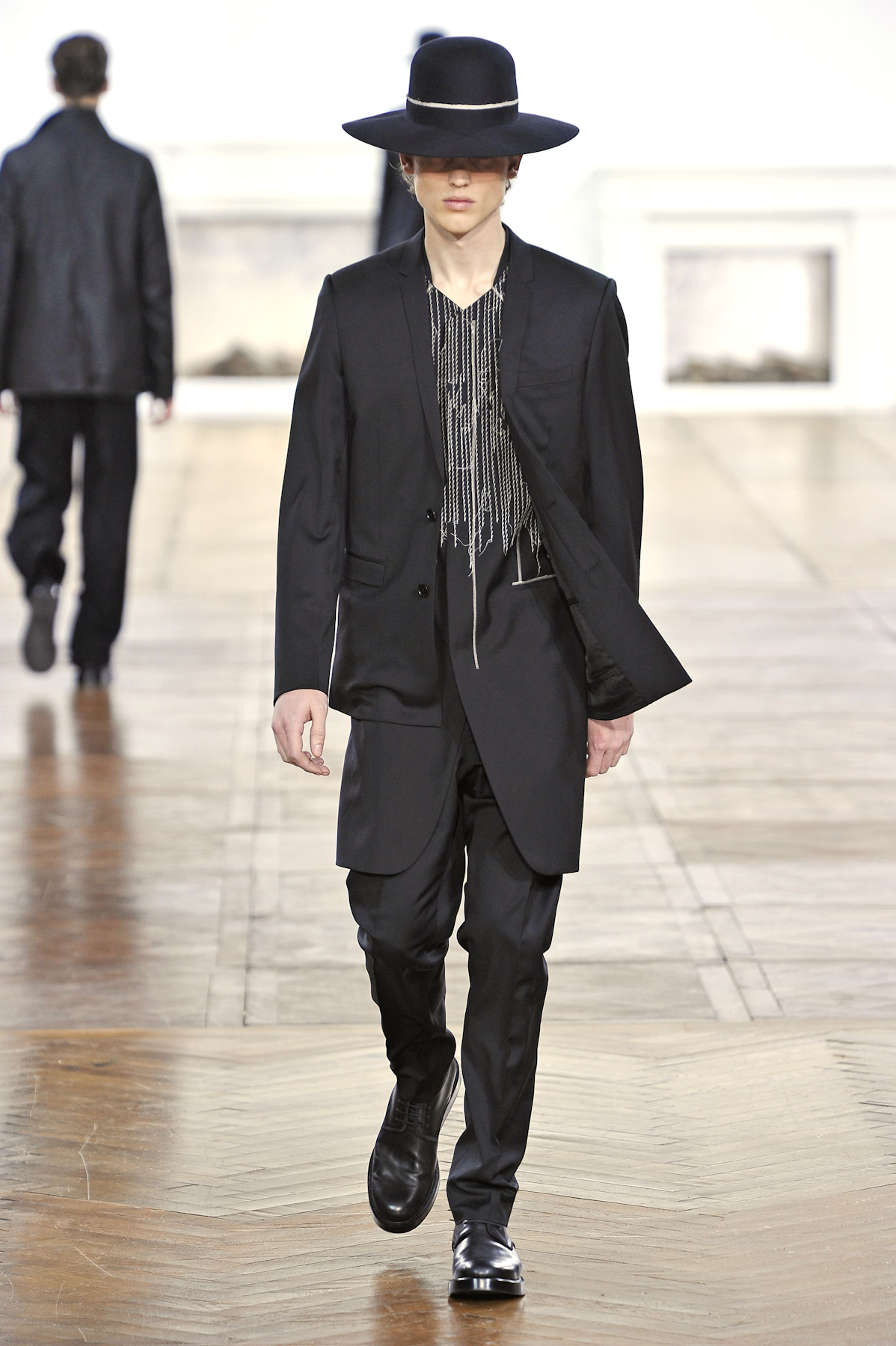 desfiles-diorhomme-parisinverno2011men-125