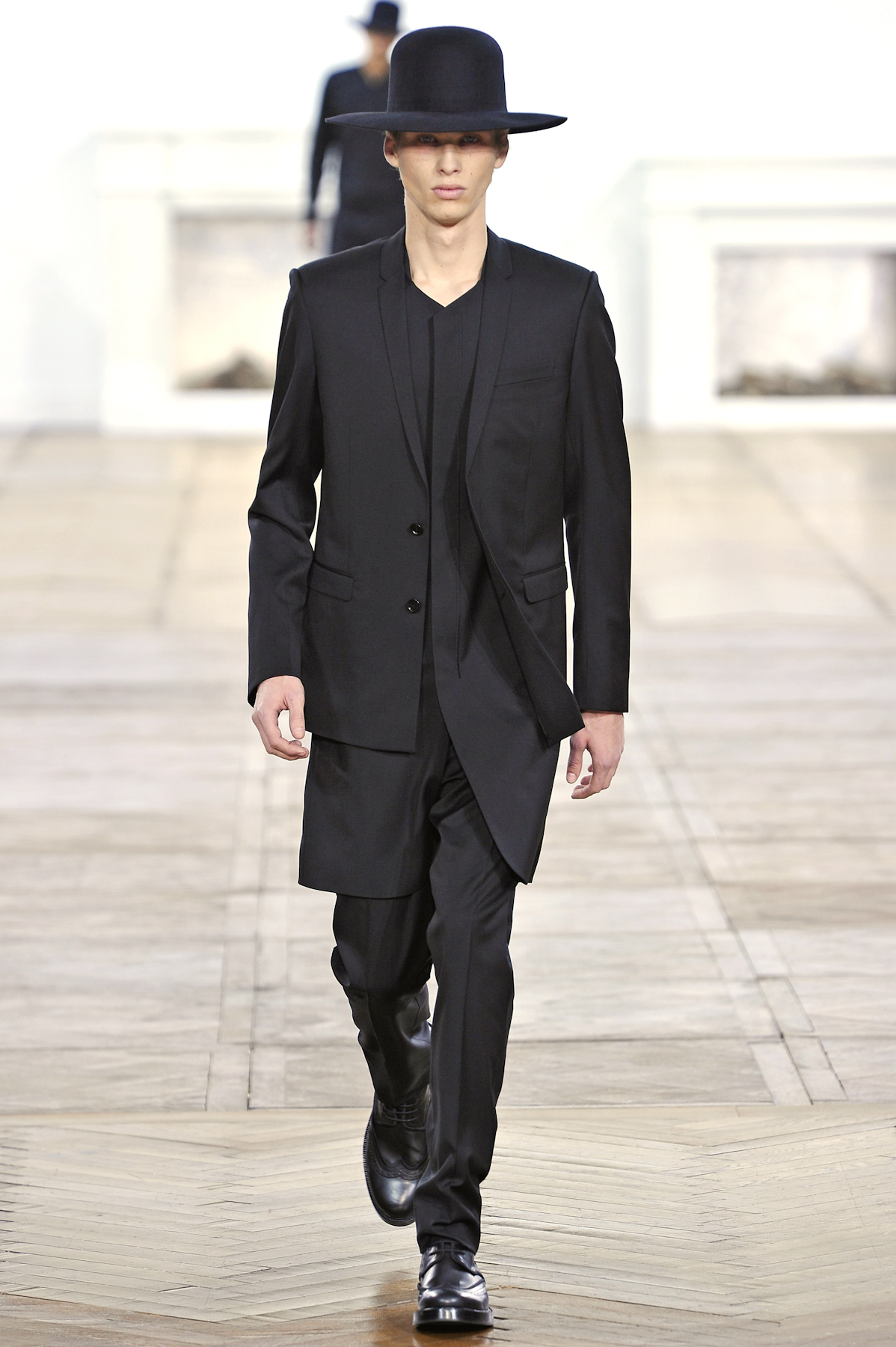 desfiles-diorhomme-parisinverno2011men-128