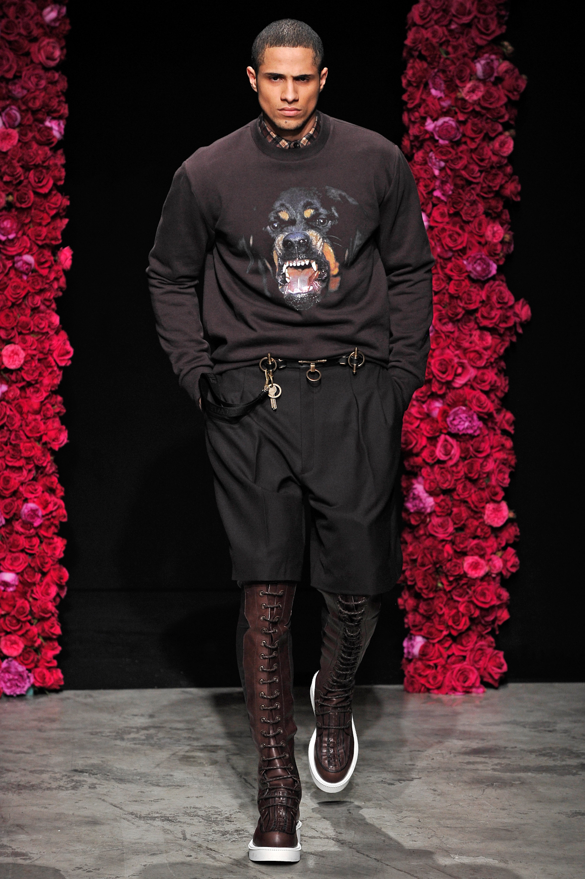 desfiles-givenchy-parisinverno2011men-111