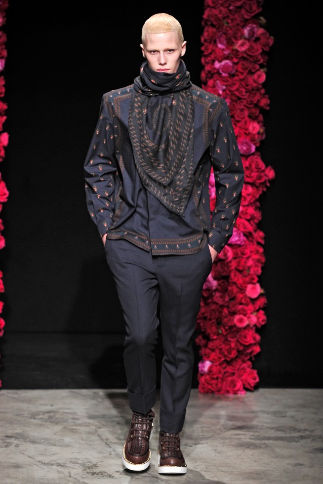 desfiles-givenchy-parisinverno2011men-129