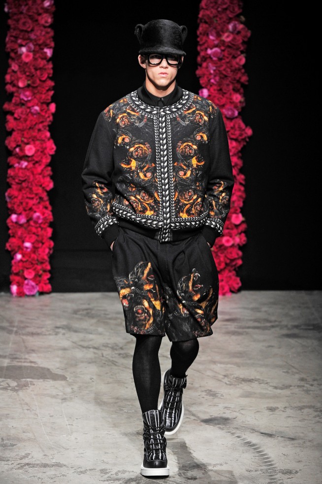 desfiles-givenchy-parisinverno2011men-103