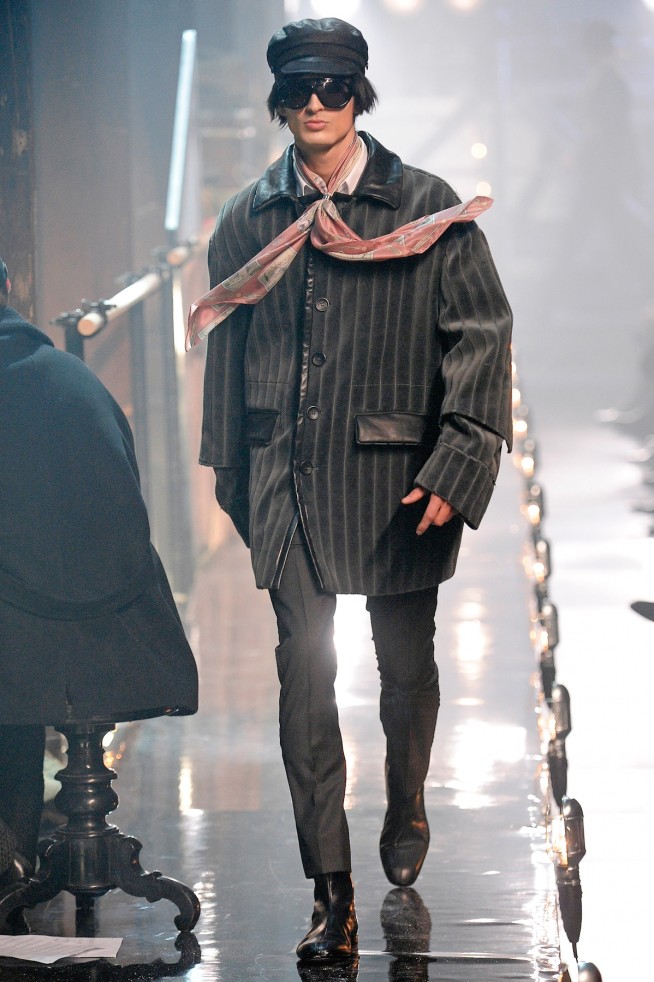 desfiles-johngalliano-parisinverno2011men-113