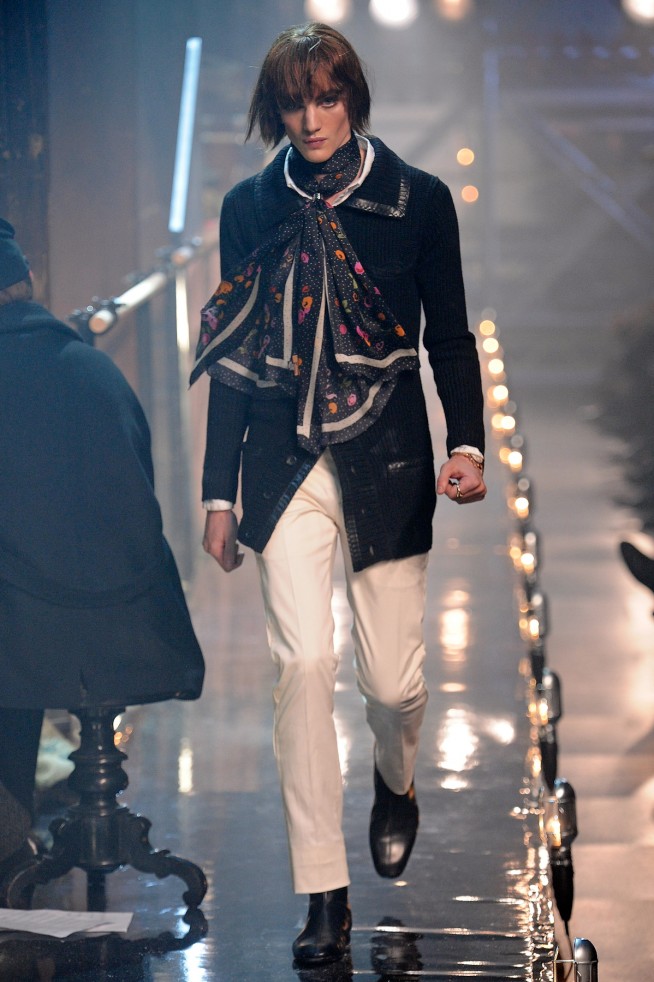 desfiles-johngalliano-parisinverno2011men-118