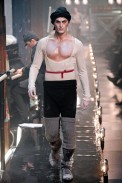 desfiles-johngalliano-parisinverno2011men-120