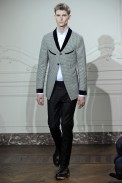 desfiles-yvessaintlaurent-parisinverno2011men-103