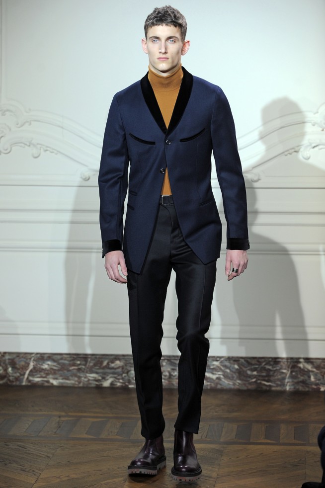 desfiles-yvessaintlaurent-parisinverno2011men-105