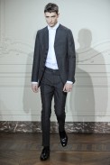 desfiles-yvessaintlaurent-parisinverno2011men-108