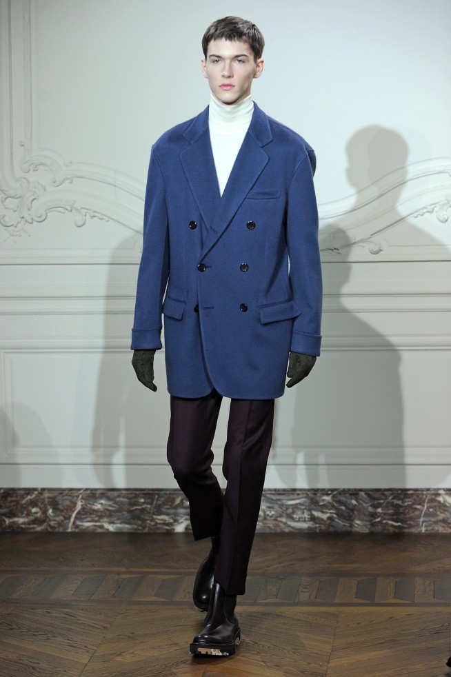 desfiles-yvessaintlaurent-parisinverno2011men-116