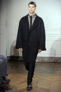desfiles-yvessaintlaurent-parisinverno2011men-117
