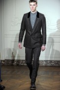 desfiles-yvessaintlaurent-parisinverno2011men-118