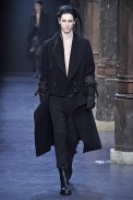 desfiles-anndeeulemeester-parisinverno2011men-121