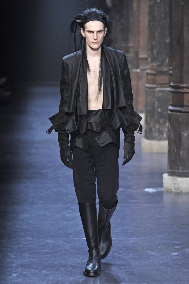 desfiles-anndeeulemeester-parisinverno2011men-123