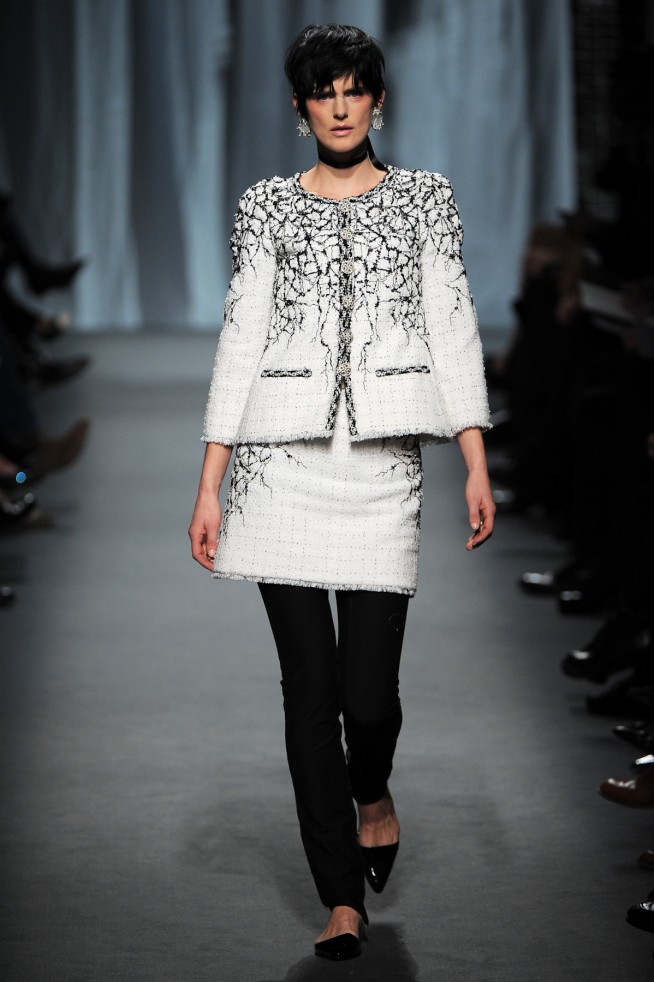 desfiles-chanel-parisinverno2011men-100