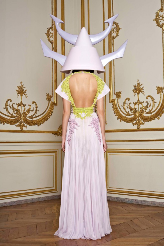 desfiles-givenchy-parisverao2011hc-107