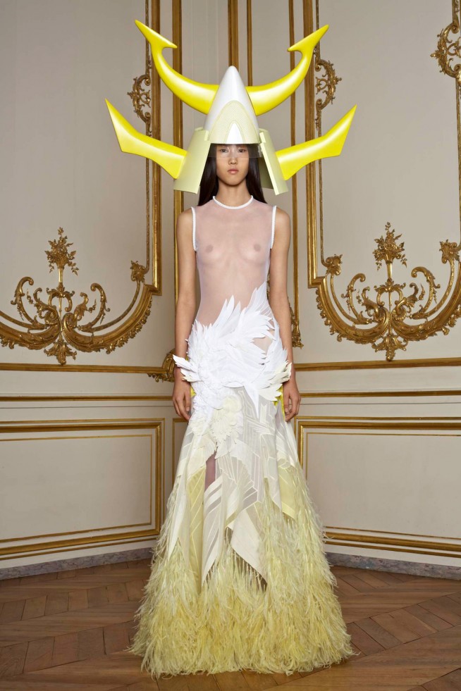 desfiles-givenchy-parisverao2011hc-112
