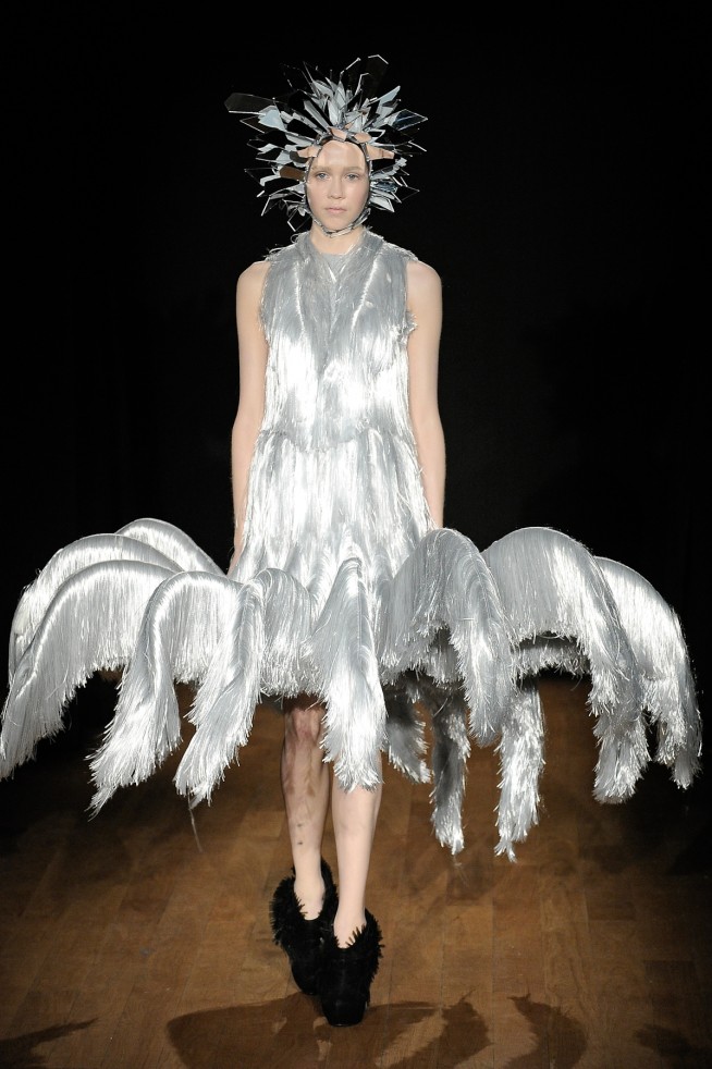 desfiles-irisvanherpen-parisverao2011hc-109