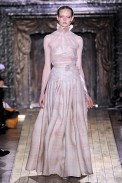 desfiles-valentino-parisverao2011hc-118