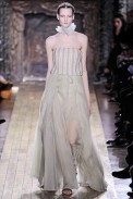 desfiles-valentino-parisverao2011hc-124