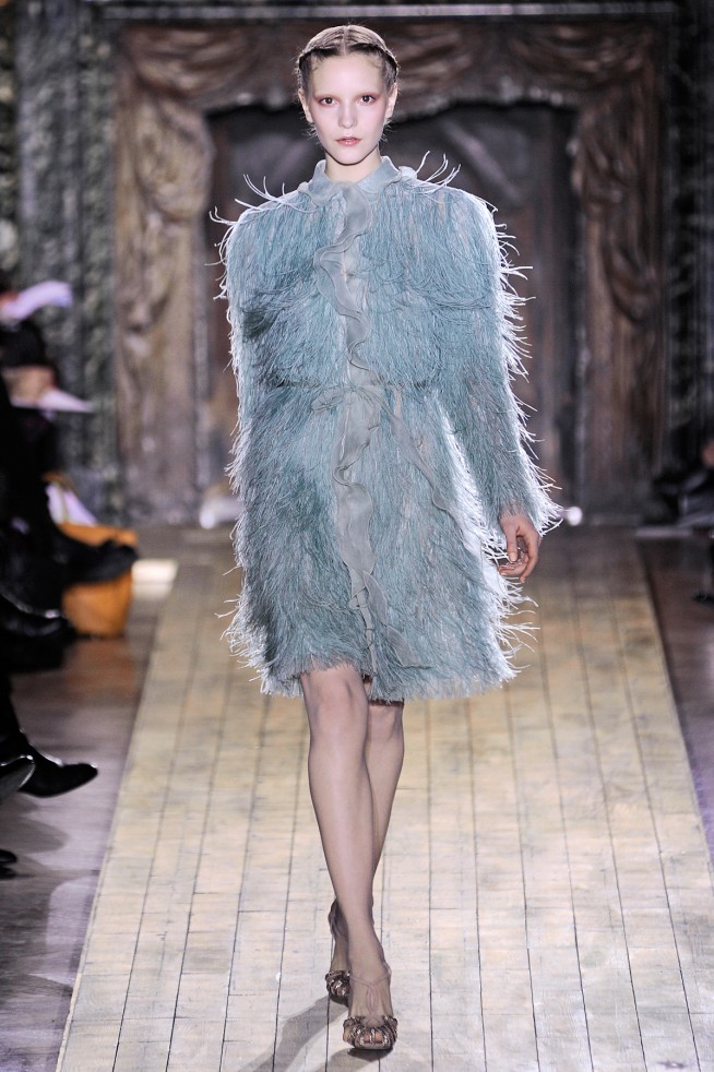 desfiles-valentino-parisverao2011hc-127