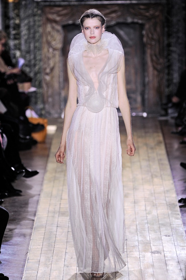 desfiles-valentino-parisverao2011hc-139