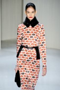 desfile-reinaldo-saopauloinverno2011rtw-099