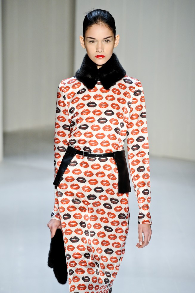 desfile-reinaldo-saopauloinverno2011rtw-099