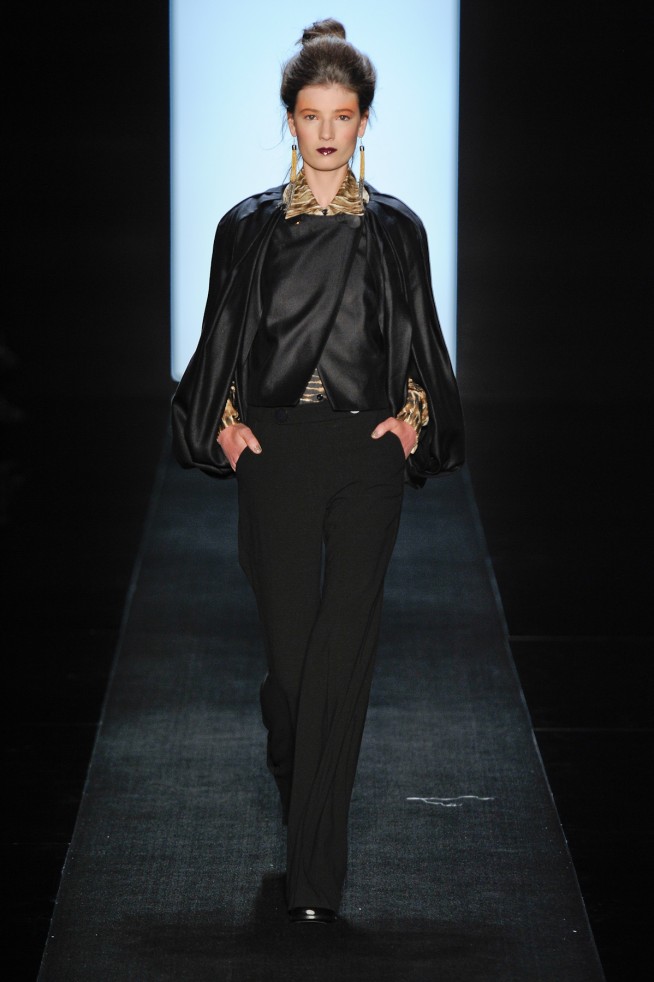 desfile-julianajabour-saopauloinverno2011rtw-103